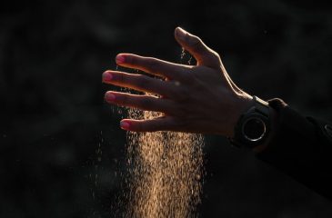 Trīs saujas nozīme bēru rituālos